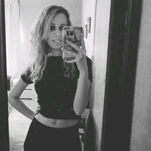 Meet your Posher, Alyssa